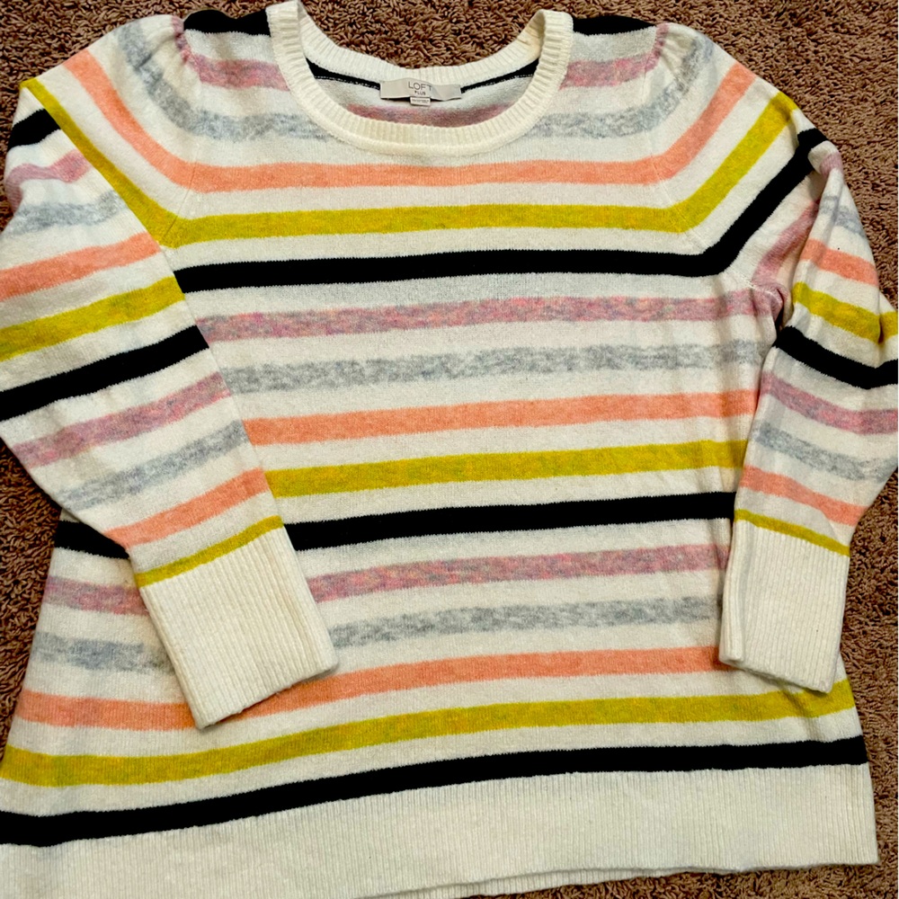 LOFT plus sweater